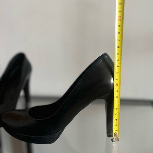Black leather heels used, size 37