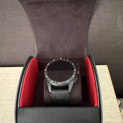 TAG Heuer Connected Calibre E4 45mm Black Titanium digital watch like new