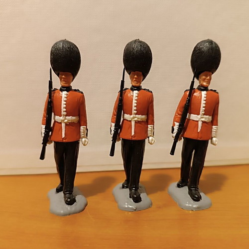 Timpo Toys British Guards figures, set of 11