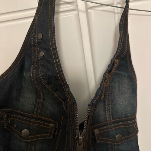 Denim top with zipper like new, size M