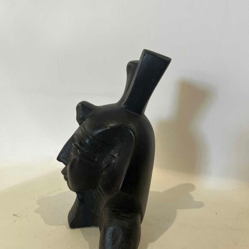 Vintage Pharaoh decorative tabletop bust used, black 13x10x5 cm