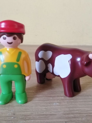 Playmobil figures used, good condition