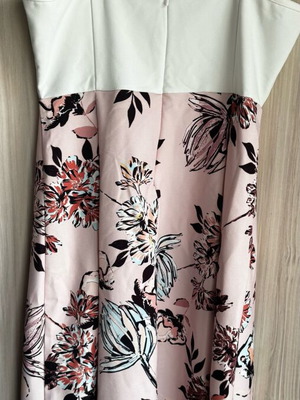 Dress with white top and pink floral print like new, size 40
