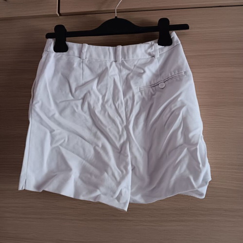 Zara women's shorts used, white, size XS