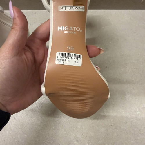 Migato white sandals size 39, new