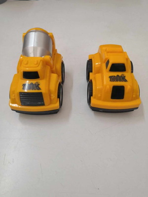 Bulldozer and Truck set of 2 like new