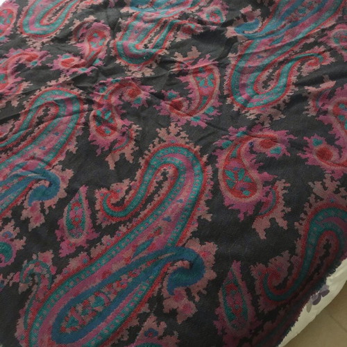 Double Face Paisley Pattern Scarf like new, acrylic, multicolor