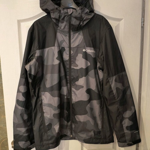 Columbia jacket new, waterproof and windproof, size M
