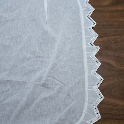 Vintage white waist aprons set of 3 like new with lace designs