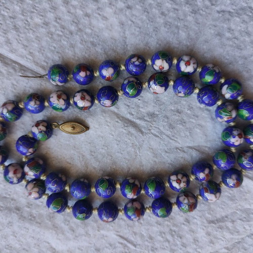 Cloisonne collectible necklace new, cobalt blue enamel with filigree knots