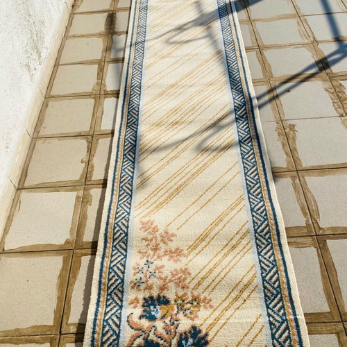 Runner rug used, 3.40 meters long, 70 cm wide