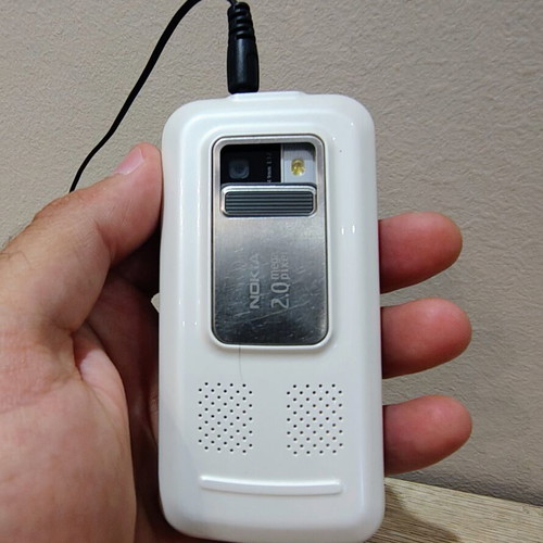 Nokia 6110 Navigator used, works without charger
