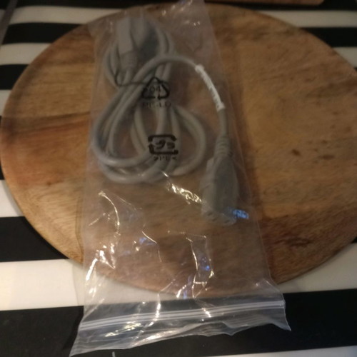Computer power cable new, sealed in packaging
