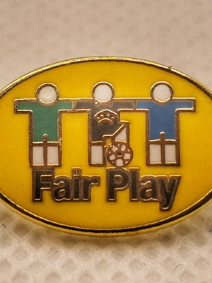Collectible pin "Fair Play" (Uefa) like new, authentic