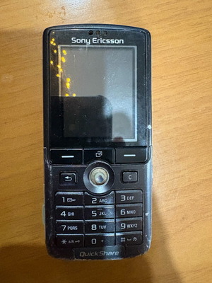 Sony Ericsson k750i μεταχειρισμένο χωρίς μπαταρία και φορτιστή, για συλλέκτες
