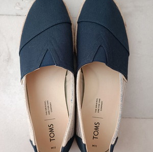 Αντρικές εσπαντρίγιες Toms