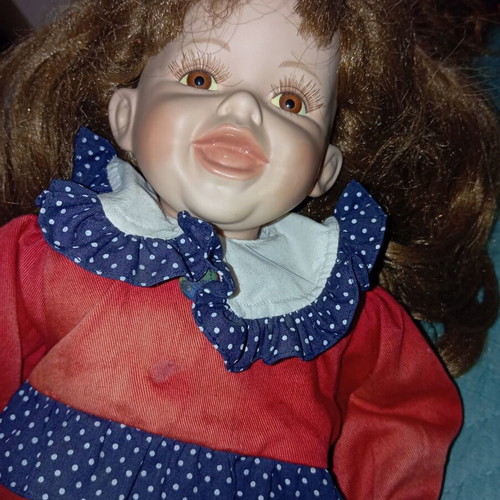Porcelain dolls like new, 45 cm height