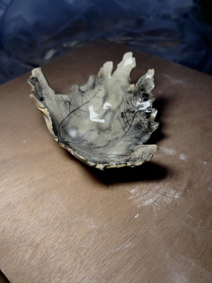 Decorative leaf-shaped home decor new