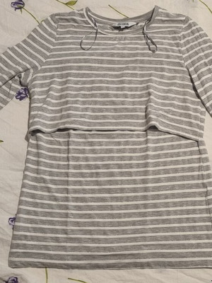 Nursing shirt size M like new