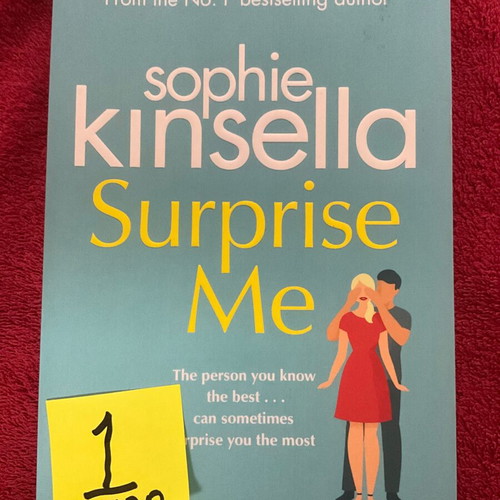Surprise Me by Sophie Kinsella book like new, English