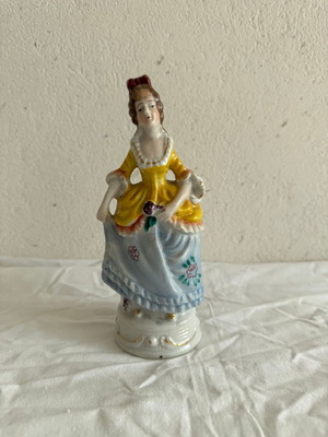 Decorations used, set of 6 pieces, height 18.5cm