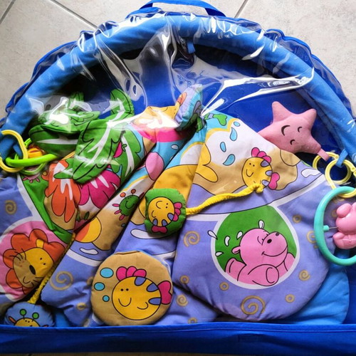 Baby gym like new