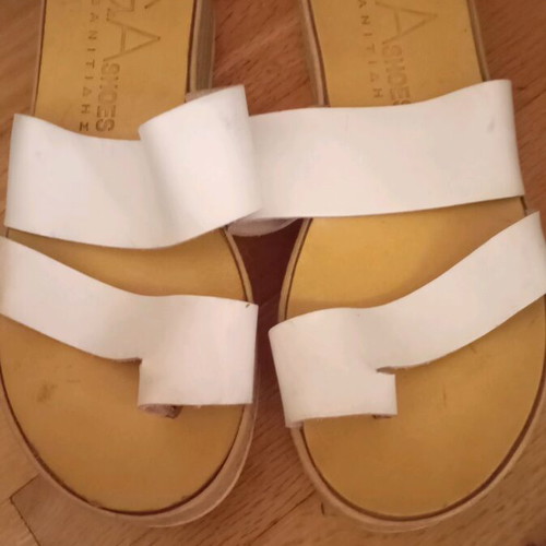 Leather platforms like new, size 36, white