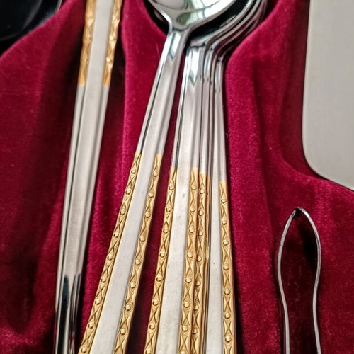 Cutlery set 30 pcs and 7 serving tools like new with 24k gold plating
