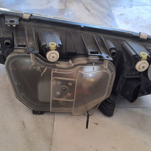 Skoda Fabia 1.9 TDI RS 2005 front headlights pair