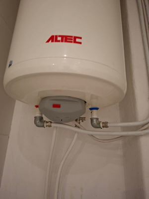 Altec electric boiler 100 liters like new