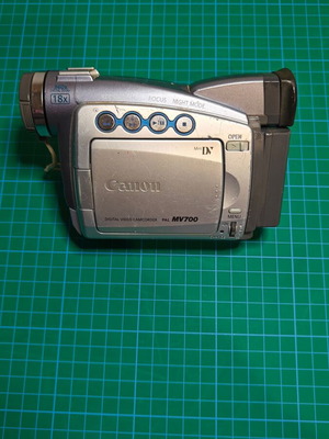 Canon MV700 βιντεοκάμερα MiniDV μεταχειρισμένη με πρόβλημα στο πορτάκι κασέτας