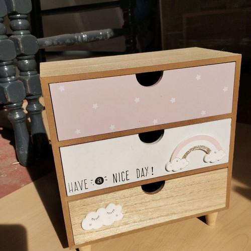 Children's jewelry box like new
