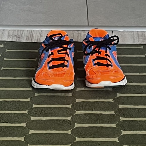 Fila athletic shoes size 38.5, blue and orange