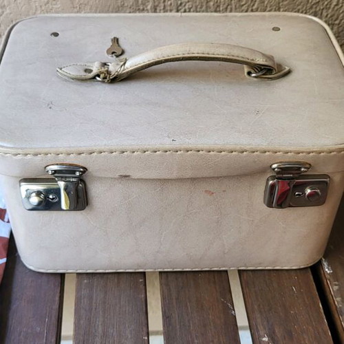 Neseser from 1979 used