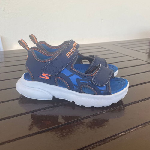 Skechers Razor Splash sandals like new, size 28, dark blue