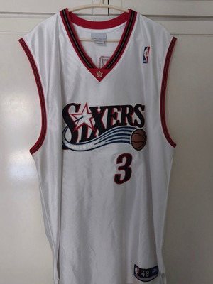 Iverson Sixers jersey used with autograph and certification, size XXL