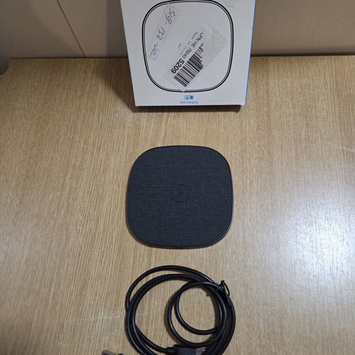 AGPTEK TS01 Wireless Charging Pad new for fast charging