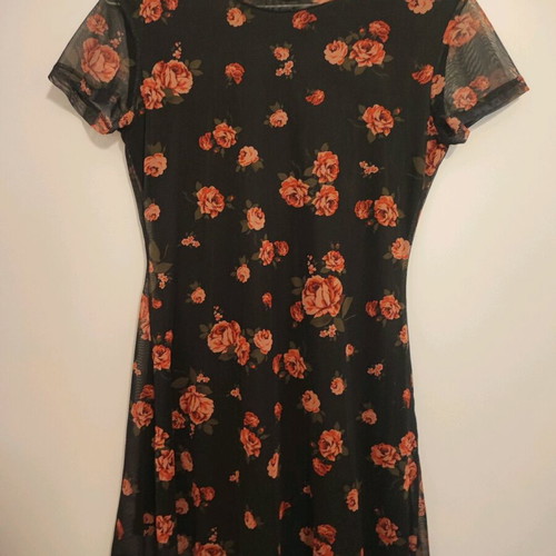 Stradivarius mini dress with flowers Medium like new, black and red