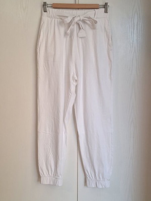 Zara white paperbag jogger pants size M like new