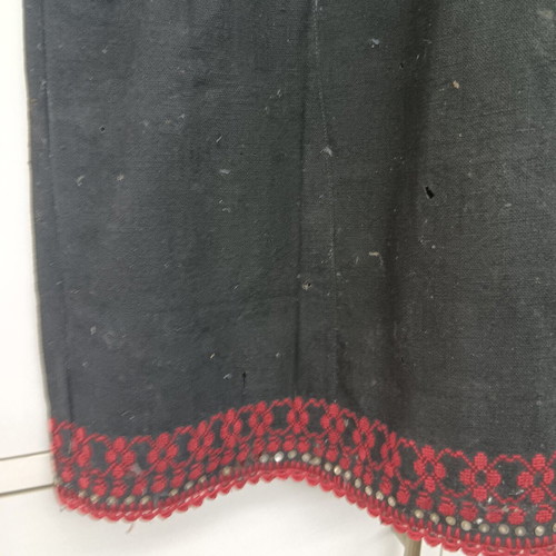 Collectible traditional wool dress No 129 used