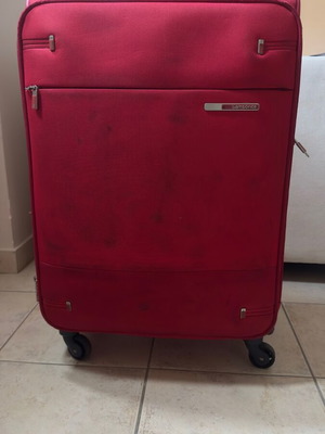Samsonite luggage red medium size like new