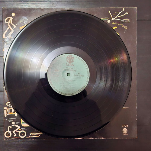 Arleta Taxidevontas LP album used, folk