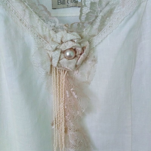 Linen dress ecru new with lace Bill Cost