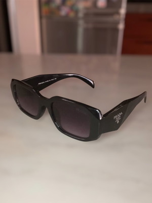 Γυαλιά ηλίου Prada Symbole 17WS με μοβ UV φακό, σχεδιασμός limited edition