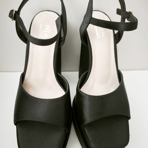 Satin platform sandals size 40 black Mia new