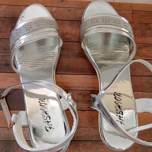 Silver sandals like new, size 36, 6cm heel