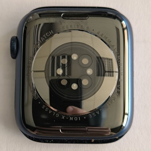 Apple Watch Series 6 Aluminium & Ceramic 44mm