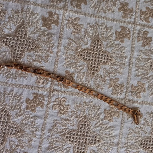 Men's gold bracelet like new, chain design