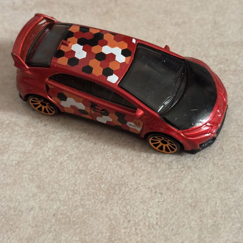 2019 Hot Wheels Camouflage 16 Honda Civic Type R toy car