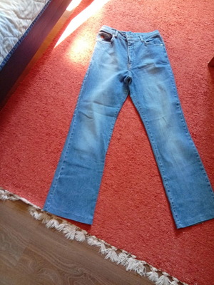 Vintage Gloria Vanderbilt women's jeans size 12 high waisted used, blue